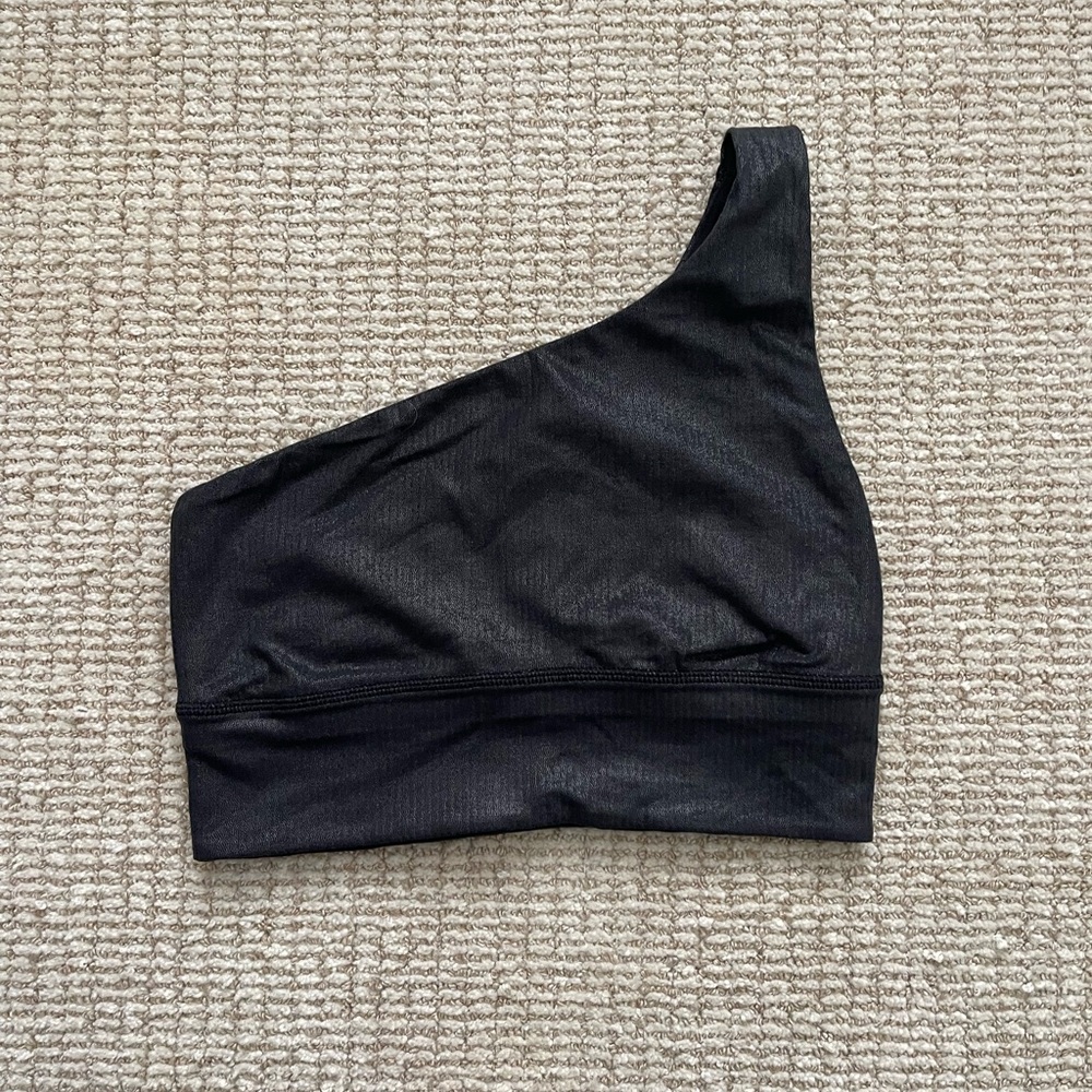 Lululemon asymetric bra